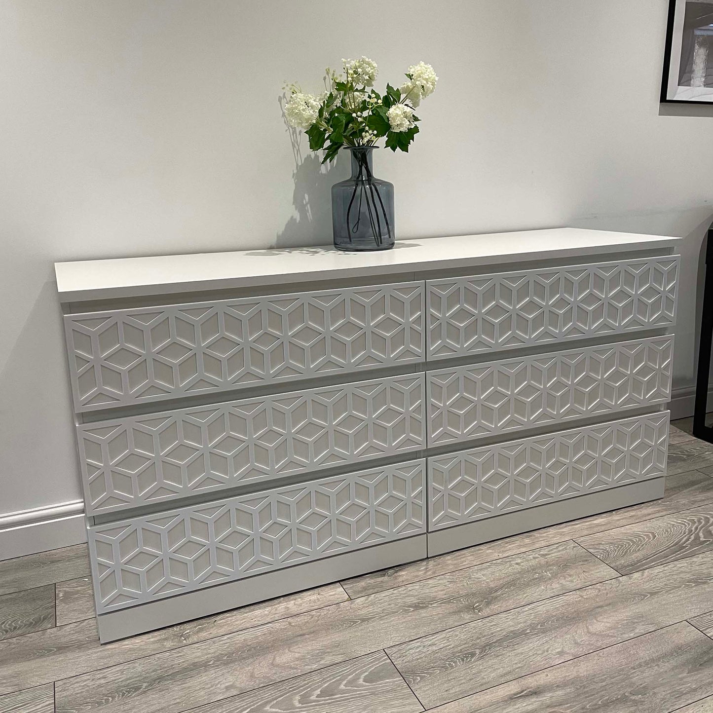Geometric Overlay for IKEA Malm