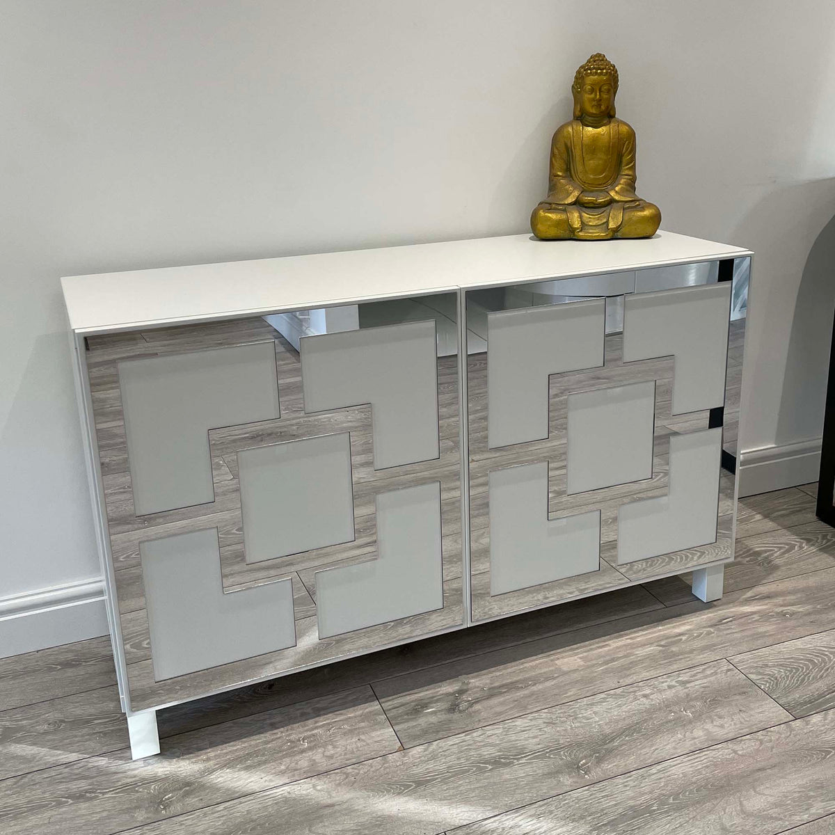 Squared Overlay for IKEA Besta – The Upscale Collection UK